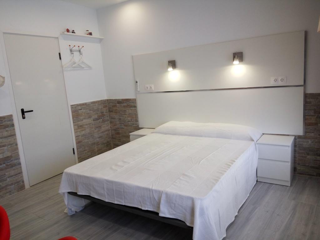 Apartamentos Bcntourism Пинеда де Мар Екстериор снимка