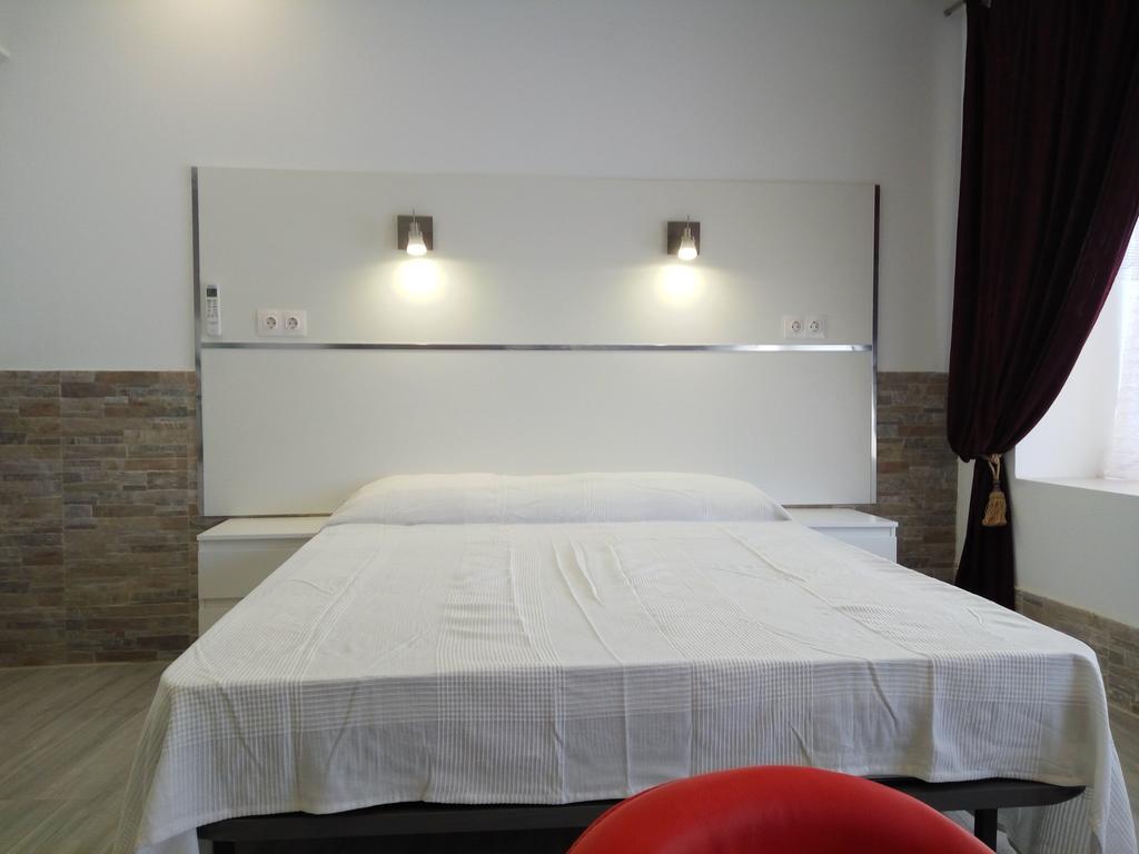 Apartamentos Bcntourism Пинеда де Мар Екстериор снимка