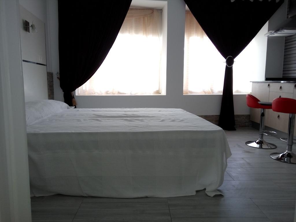 Apartamentos Bcntourism Пинеда де Мар Екстериор снимка