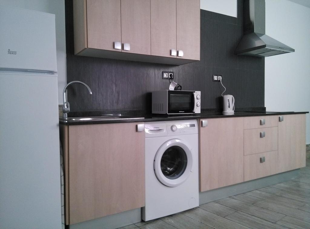 Apartamentos Bcntourism Пинеда де Мар Екстериор снимка