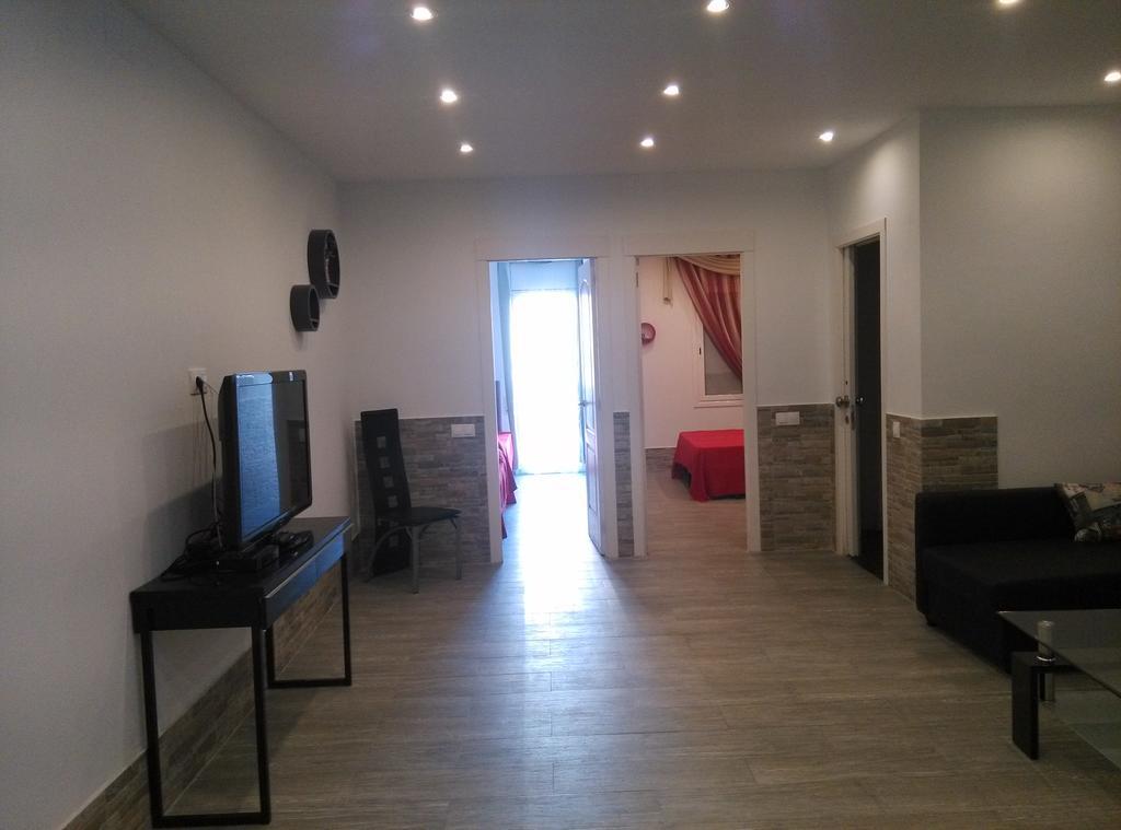 Apartamentos Bcntourism Пинеда де Мар Екстериор снимка