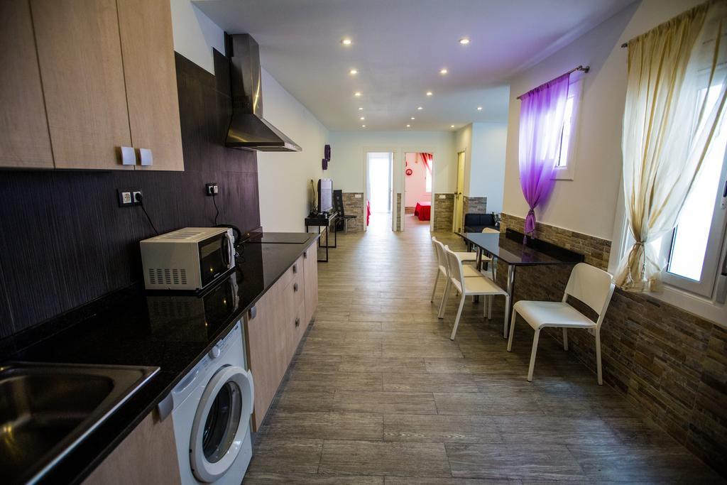 Apartamentos Bcntourism Пинеда де Мар Екстериор снимка